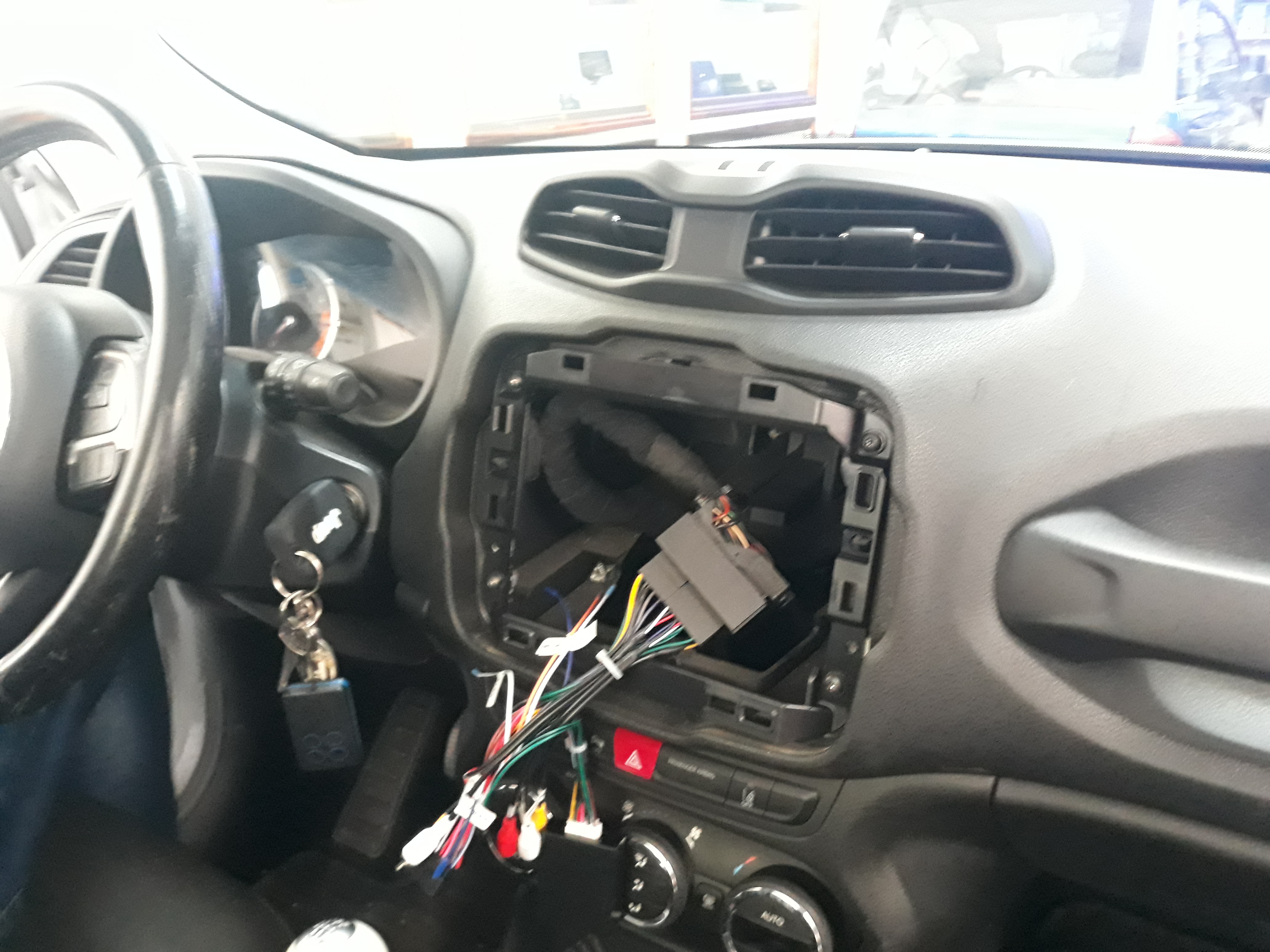 Jeep Renegade - Installazione 3